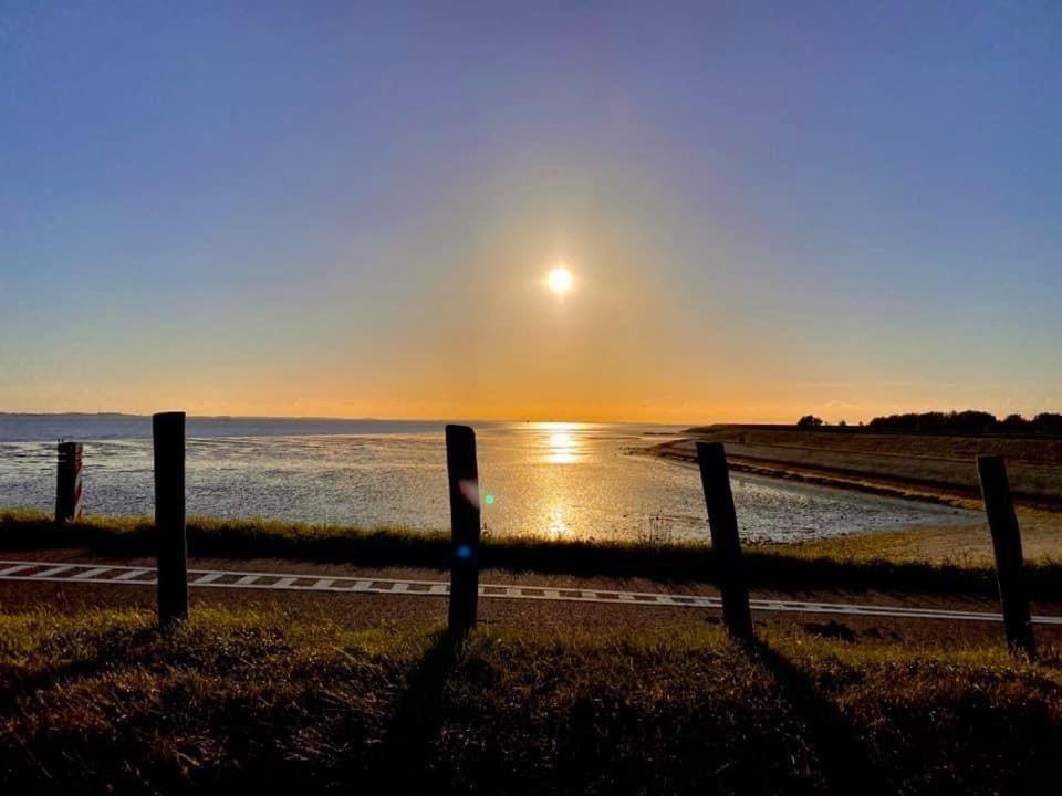 Oosterschelde Lodge Met Veel Privacy En Dicht Bij Het Water Scherpenisse Екстер'єр фото